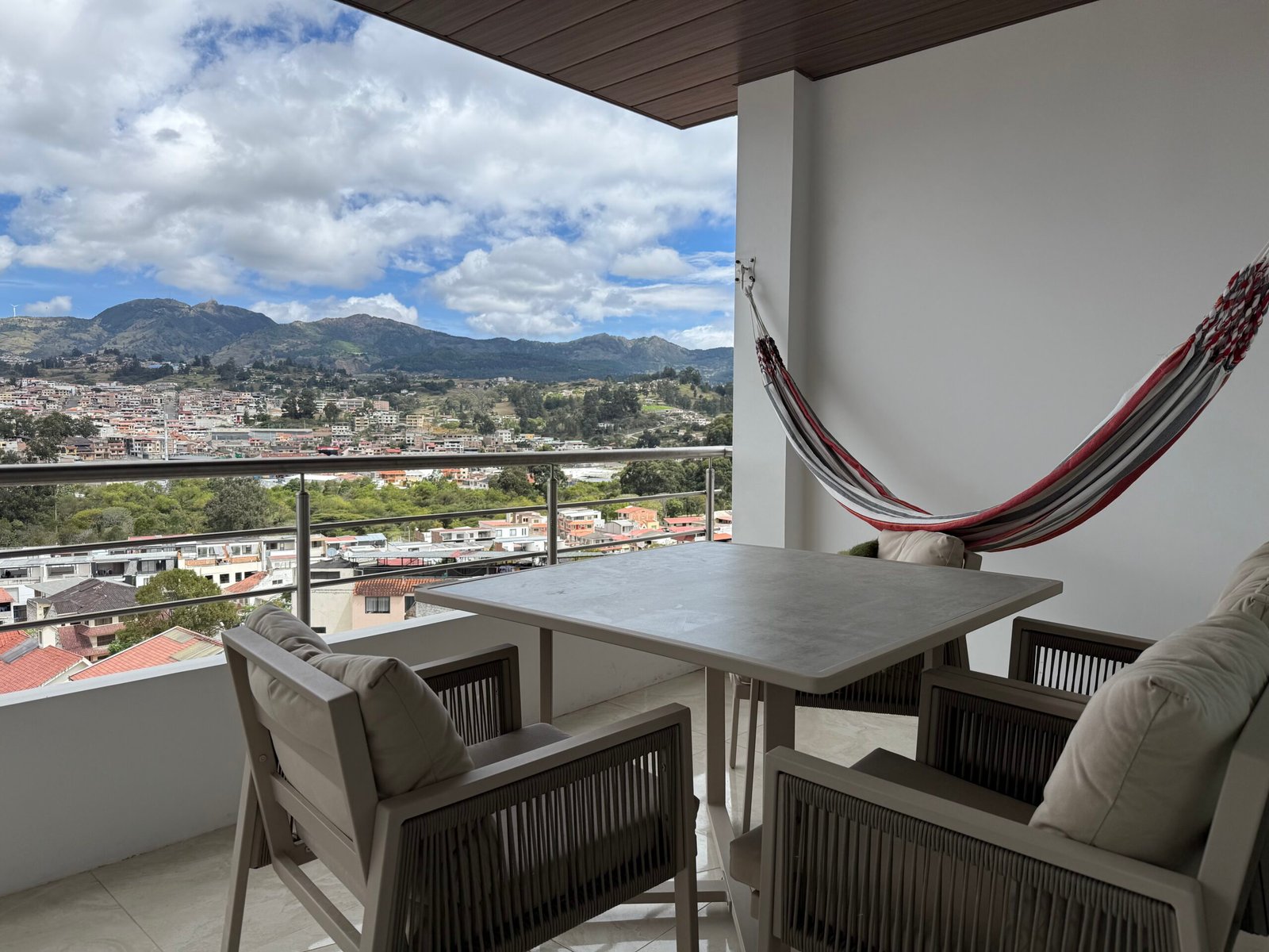 Furnished duplex apartment in Estancia Norte, Loja - photo 5