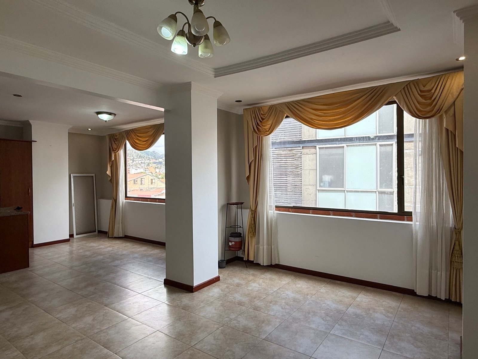 Bright bedroom with city views in the Ciudadela Zamora apartment for sale in Loja Ecuador