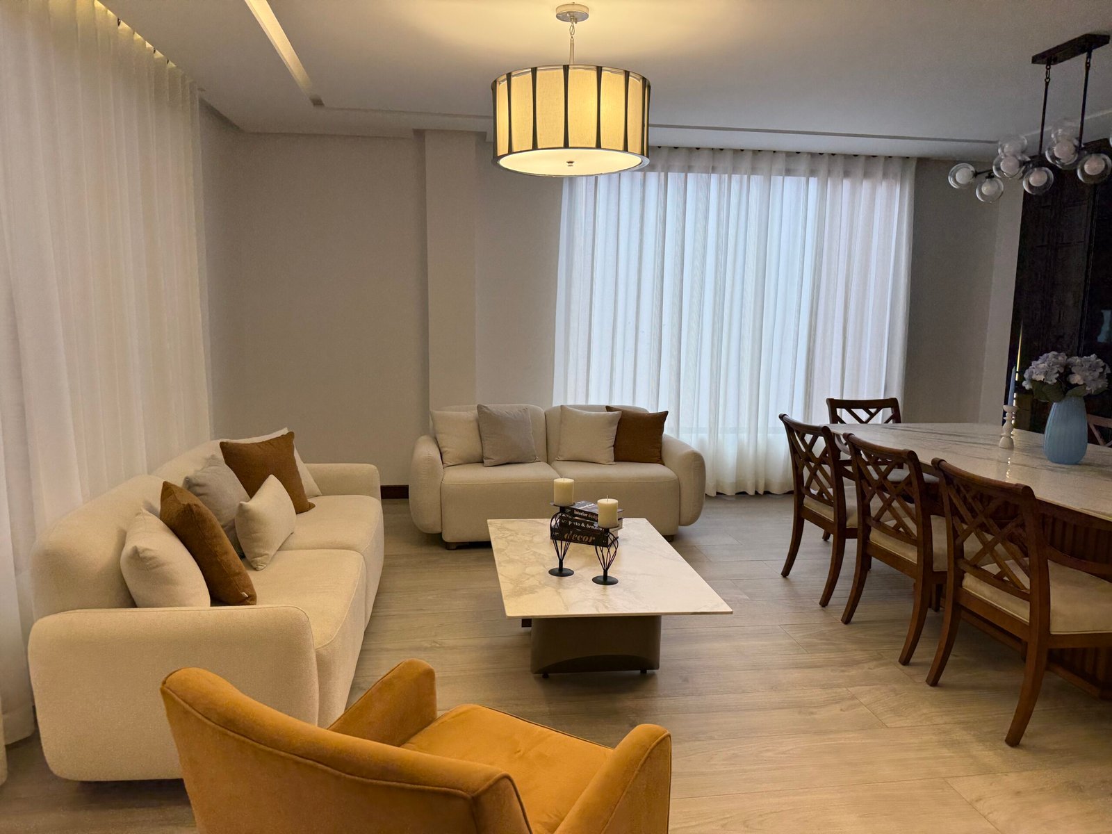 Interior of the luxury duplex in Rodríguez Witt, Loja