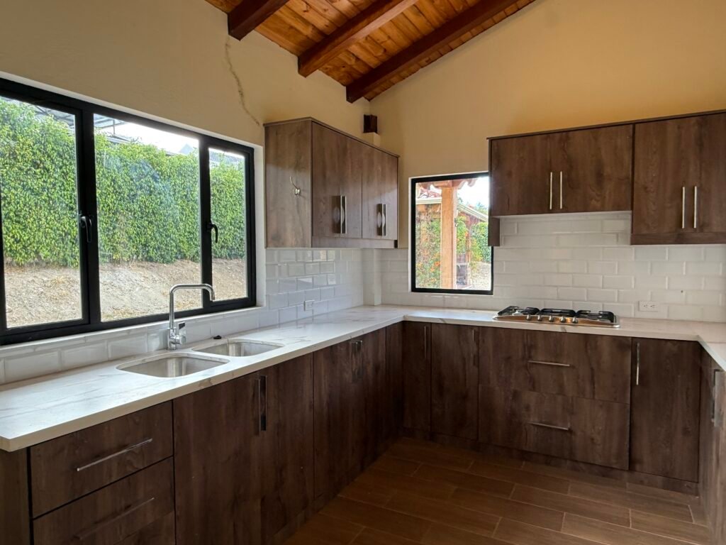 Kitchen and dining area