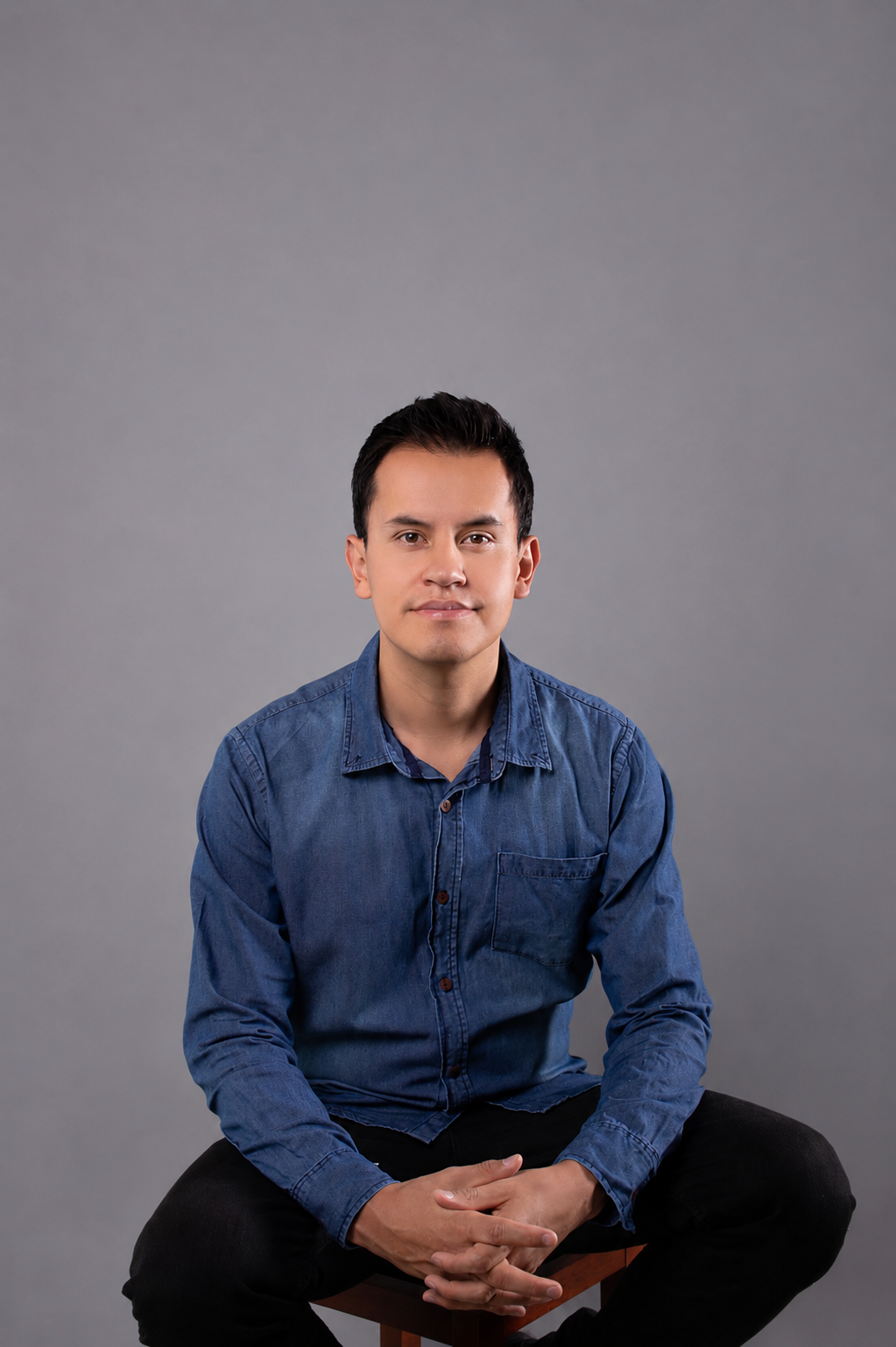 Professional portrait of Jonathan Poma