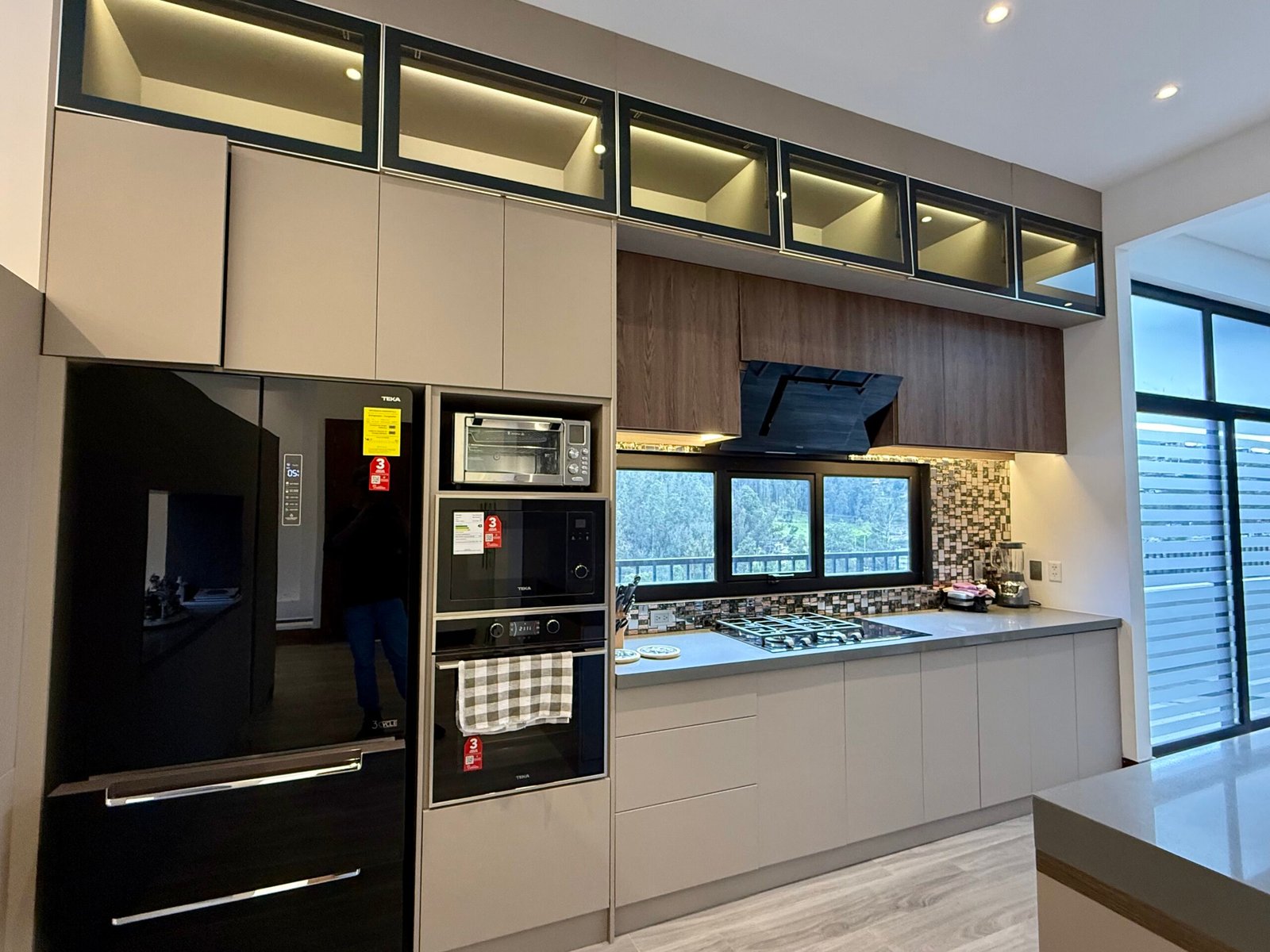 Fully equipped kitchen with included appliances